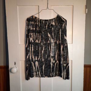 CHAUS NWOT Black Tan Asymmetrical Neckline Long Sleeve TShirt SMALL